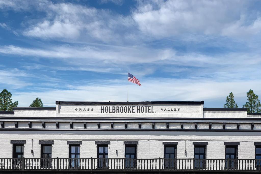 The Holbrooke Hotel - main image