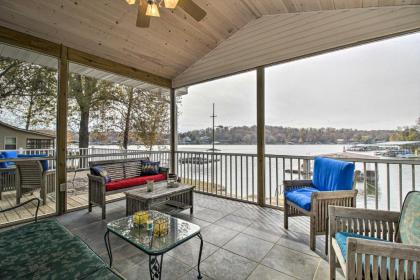 Lily Pad Waterfront Oasis on Lake of the Ozarks! - image 9