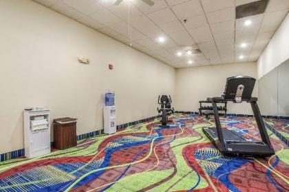 Quality Inn - image 6