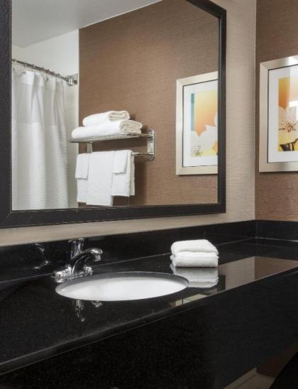 Fairfield Inn & Suites Greeley - image 10