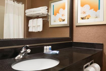 Fairfield Inn & Suites Greeley - image 2