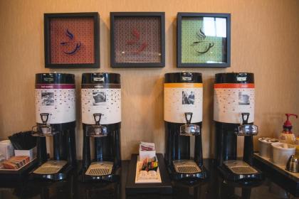 Hampton Inn & Suites Greeley - image 10