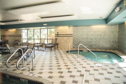 Hampton Inn & Suites Greeley - image 14