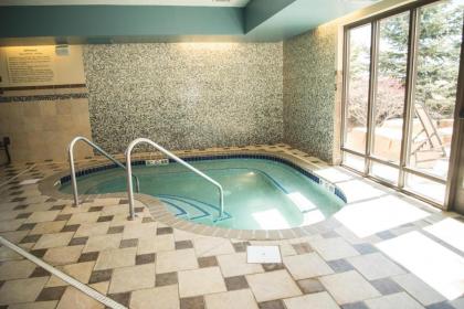 Hampton Inn & Suites Greeley - image 15
