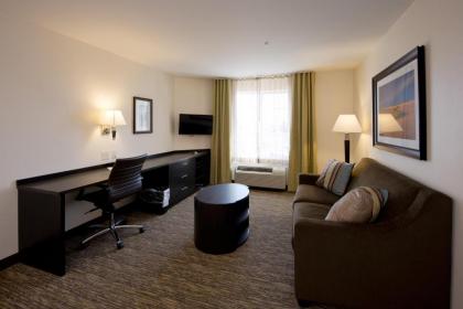 Candlewood Suites Greeley an IHG Hotel - image 3