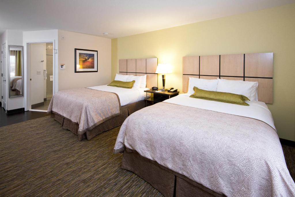 Candlewood Suites Greeley an IHG Hotel - image 5