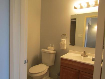 GREELEY UNIVERSITY INN/ GREELEY INN - image 8