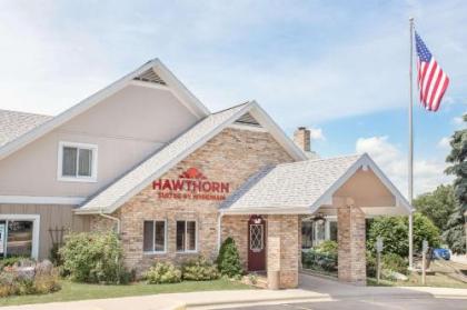 Hawthorn Suites Green Bay Wisconsin