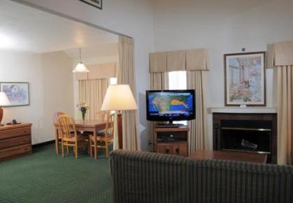 Hawthorn Suites Green Bay - image 3