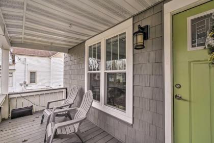 Lavish Home with Patio - 2 Blocks to Green Lake! - image 10
