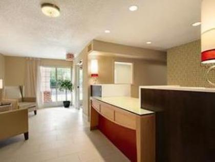 MainStay Suites Greensboro - image 2