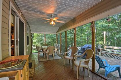 Peaceful Home with Deck Near Lake Wallenpaupack Greentown