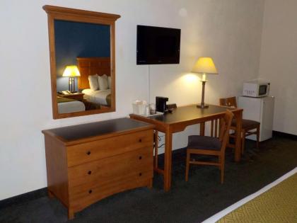SureStay Hotel by Best Western Greenville - image 13