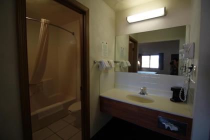 SureStay Hotel by Best Western Greenville - image 6