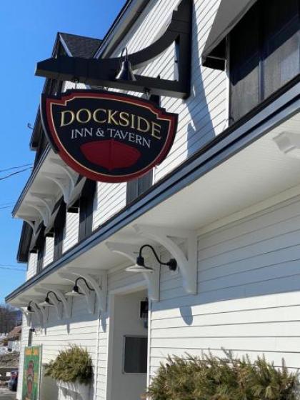 Dockside Inn and Tavern