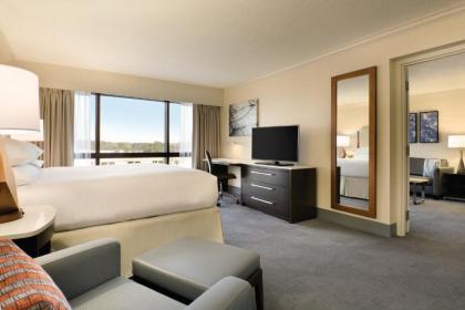 Hilton Greenville - image 10