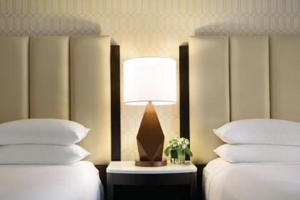 Hilton Greenville - image 8