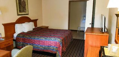 Knights Inn Greenville - image 11