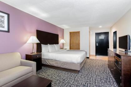 La Quinta by Wyndham Indianapolis Greenwood - image 10