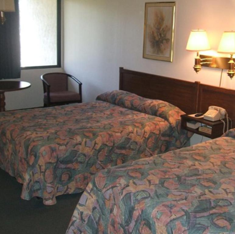 Red Carpet Inn Fanta Suites Hotel - image 6