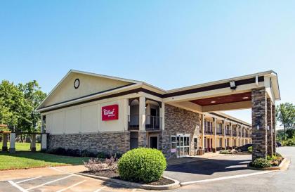 Red Roof Inn & Suites Greenwood SC