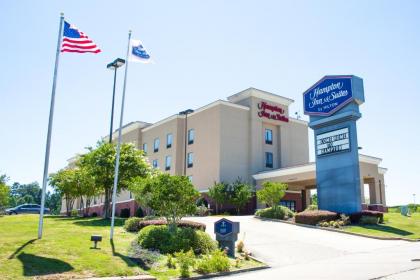 Hampton Inn & Suites Grenada - image 7
