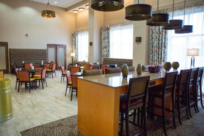 Hampton Inn & Suites Grenada - image 8