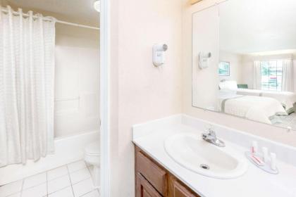Baymont by Wyndham Grenada - image 12