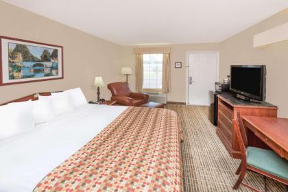 Baymont by Wyndham Grenada - image 2