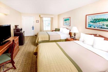 Baymont by Wyndham Grenada - image 9