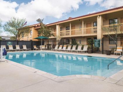 La Quinta Inn by Wyndham New Orleans West Bank  Gretna Louisiana