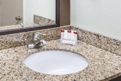 Ramada by Wyndham Groton - image 2