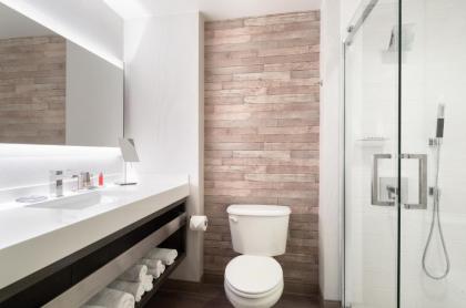 Mystic Marriott Hotel and Spa - image 21