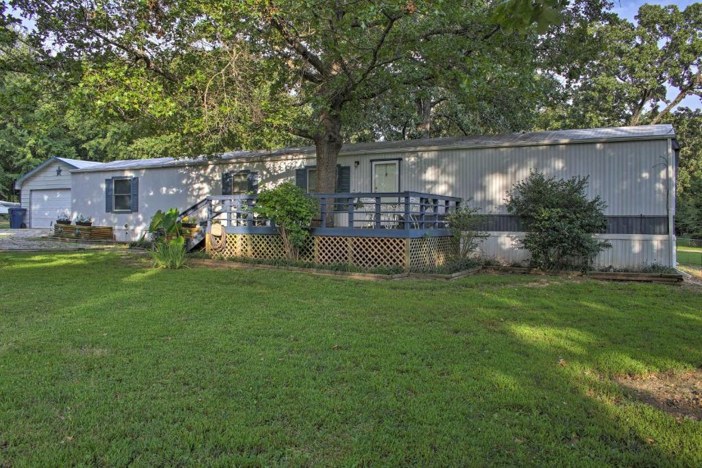 Private 1-Acre Grove Home with Hot Tub by Grand Lake! - image 4