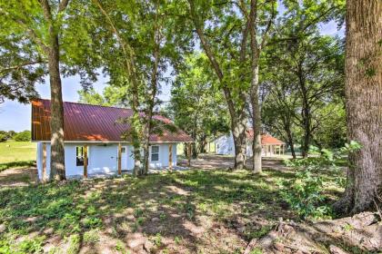 Updated Cabin on Wolf Creek at Grand Lake! - image 3