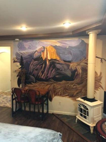 All Seasons Groveland Inn - image 4