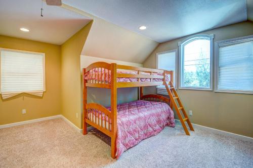 Mule Deer Cabin (4-538) - image 2