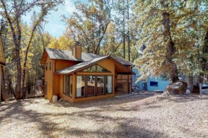 Creekside Cabin California