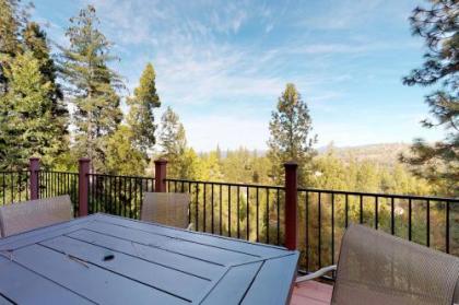 Pine Mountain Getaway (02-461)
