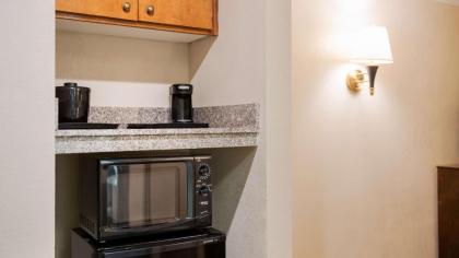 Best Western Augusta West - image 14
