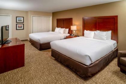 Comfort Inn & Suites Grundy - image 13