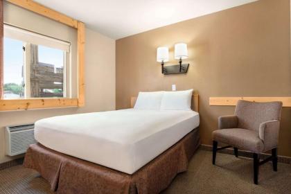 Travelodge by Wyndham Guernsey - image 14