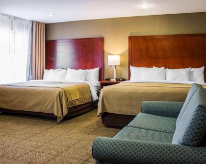 Comfort Inn Guilford near I-95 - image 9