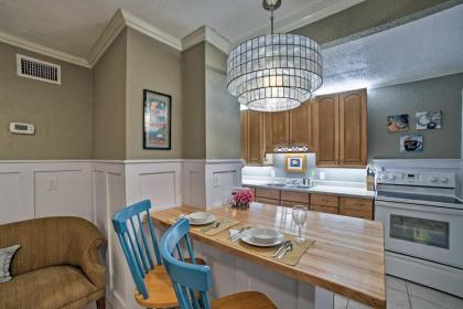 Waterfront Gulf Breeze Apartment with Grill 2 Bikes - image 11