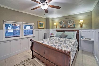 Waterfront Gulf Breeze Apartment with Grill 2 Bikes - image 5