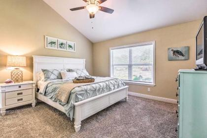 Gulf Breeze Getaway - 8 Mi to Pensacola Beach - image 6