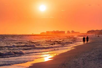 Sunset Hideaway - image 2