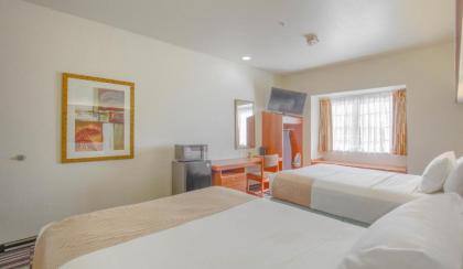 Microtel Inn & Suites by Wyndham Gulf Shores - image 5