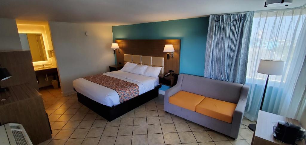 Beachside Resort Hotel - image 4