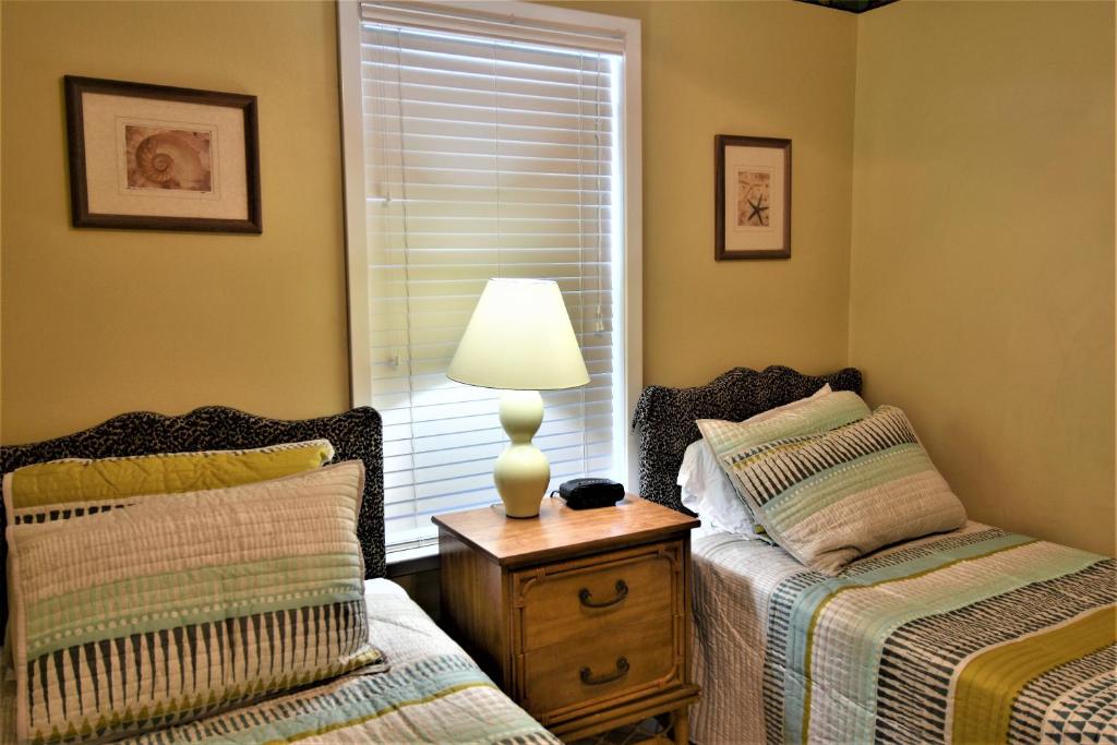 Sunchase 310 by Bender Vacation Rentals - image 2